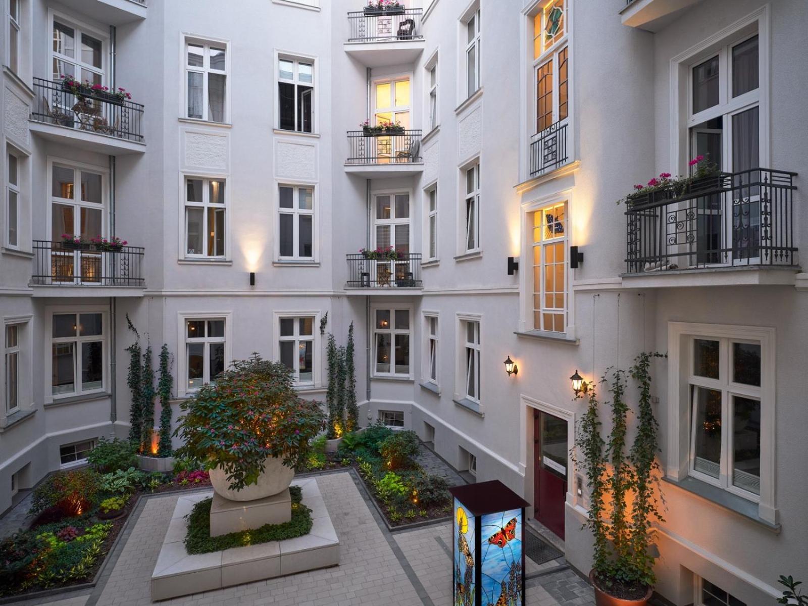 Apartament Hidden Garden *